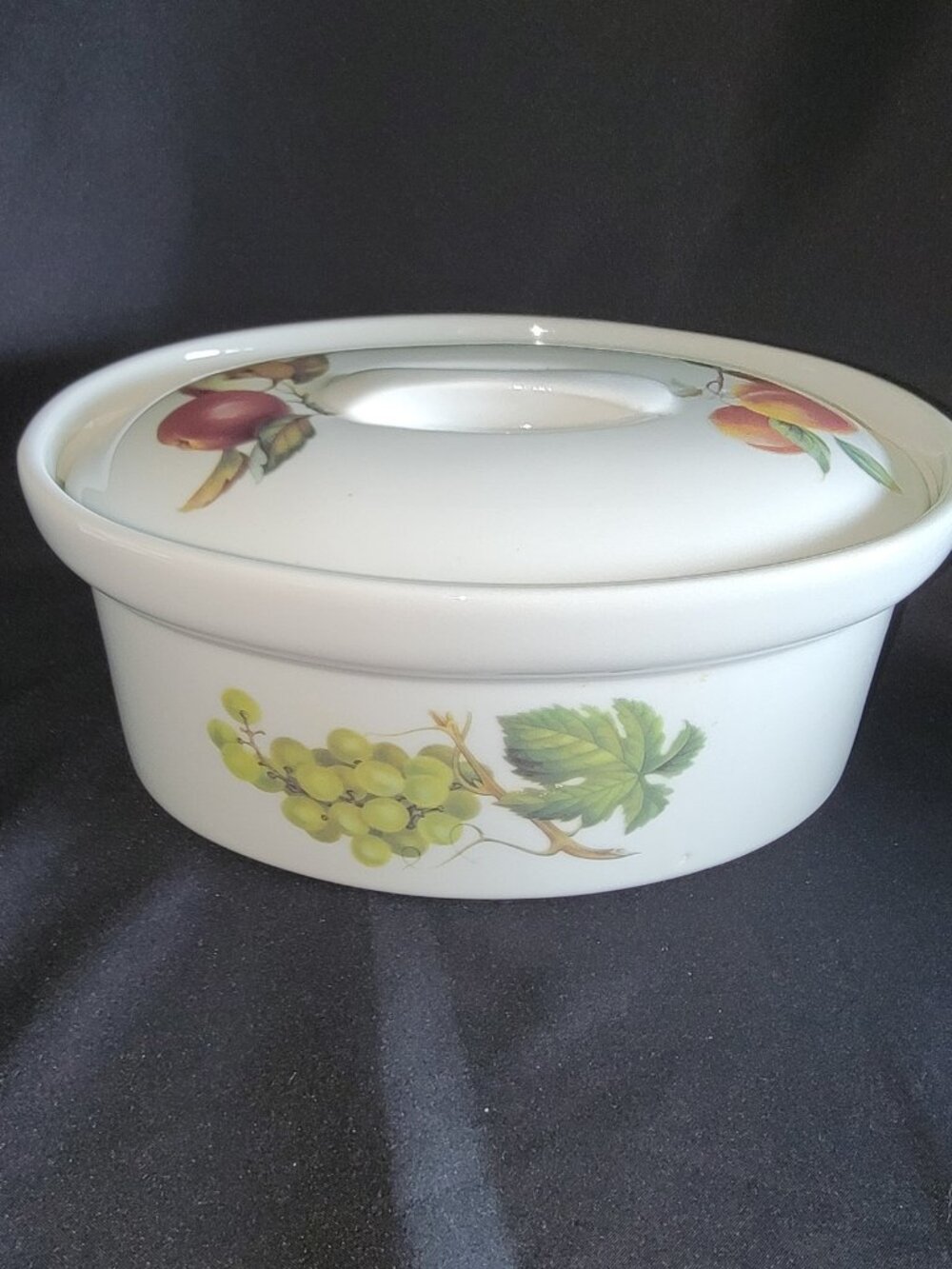 BIA Cordon Bleu Fruit Pattern 2 Quart Oval Covered Casserole w/ Lid